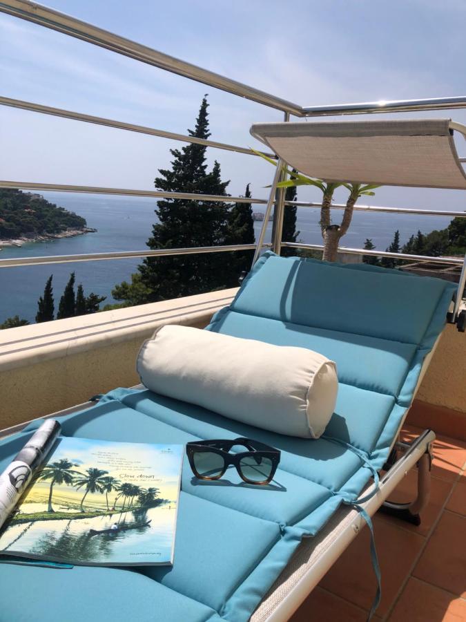 Blue Dream - Stylish Apt With Stunning Sea View Дубровник Екстериор снимка