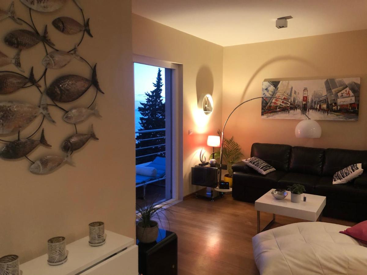 Blue Dream - Stylish Apt With Stunning Sea View Дубровник Екстериор снимка